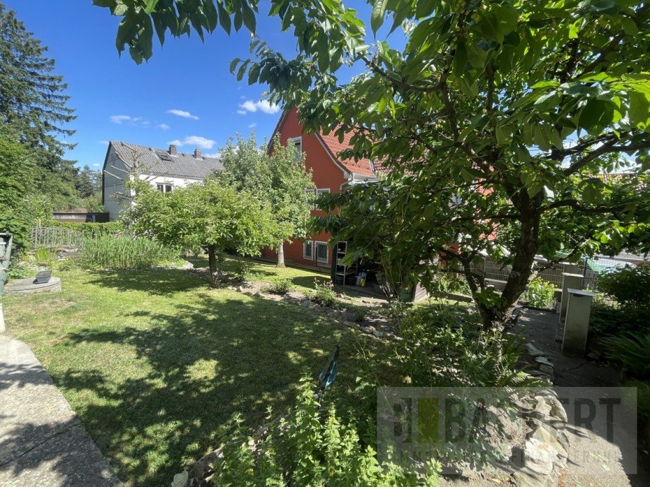 Gartenbereich Mehrfamilienhaus Hersbruck