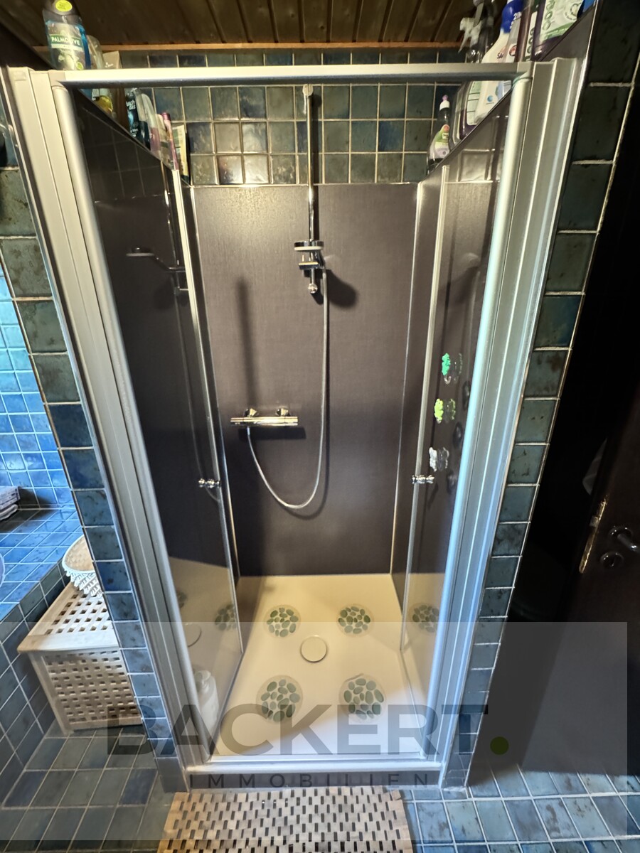 modernisierte Dusche Bungalow Mainleus / Schmeilsdorf