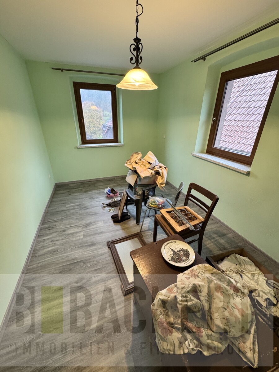 Schlaf-/Kinderzimmer OG Einfamilienhaus Kulmbach / L�sau