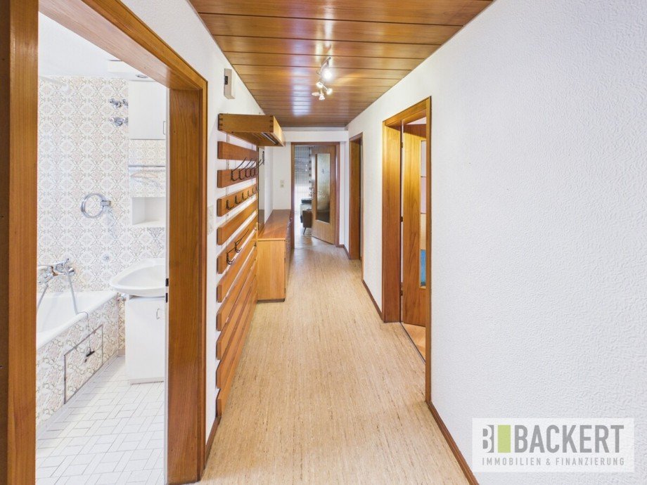 Flurbereich OG Einfamilienhaus Steinwiesen / Nurn