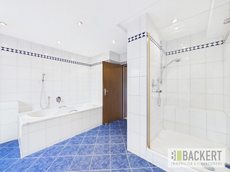 Badezimmer EG Einfamilienhaus Kulmbach / Mangersreuth