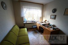 B�ro EG Renovierungsbed�rftiges Einfamilienhaus mit Ausbaureserve in Traumlage von Burghaig