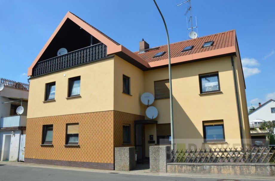 R�ckansicht Mehrfamilienhaus Michelau in Oberfranken