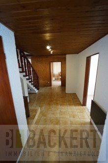 Flurbereich Dachgeschoss Handwerker aufgepasst! Zum Wohnen oder Urlaub machen im Frankenwald.