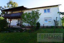 Ansicht Gartenseite Gro�es Ein- bis Zweifamilienhaus mit Nebengeb�uden in Mainleus - OT!