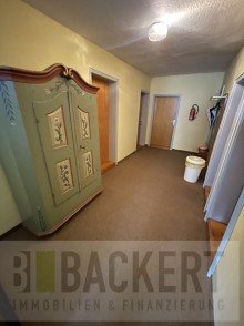 Flurbereich OG Ein St�ck fr�nkische Geschichte! Historisches Gasthaus inmitten des Luftkurortes Waischenfeld.