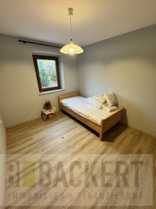 Schlaf-/Kinderzimmer OG Einzigartiges landwirtschaftliches Anwesen 
- Wohnhaus, Scheunen und noch viel mehr!