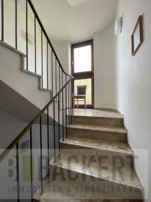 Treppenhaus G�stebereich Etabliertes Gasthaus mit Fremdenzimmern, Nebengeb�ude und viel Grund sucht Wirtsleute!