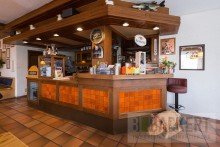 Ausschank Etabliertes Gasthaus mit Fremdenzimmern, Nebengeb�ude und viel Grund sucht Wirtsleute!