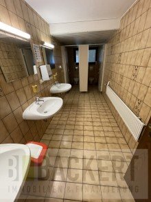 Toiletten Gastronomiebereich Etabliertes Gasthaus mit Fremdenzimmern, Nebengeb�ude und viel Grund sucht Wirtsleute!