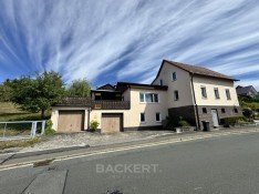 Hauptbild Wohnen, Arbeiten, Hobby. Hier ist vieles möglich. Geräumiges Wohnhaus sucht Liebhaber!