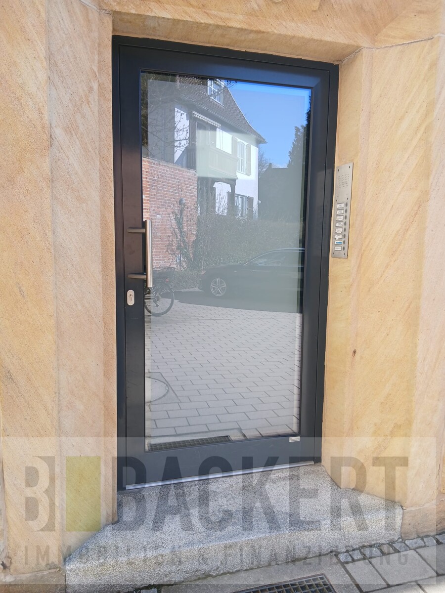 Hauseingang B�rohaus Bayreuth