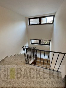 Eingangsbereich Treppenhaus Erdgeschoss Ger�umige 2,5-Zimmer-Souterrainwohnung in zentraler Lage von Kulmbach - kurzfristig frei