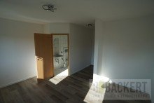 Schlafzimmer mit eigenem Bad Umfangreich renovierte Doppelhaush�lfte in Michelau i. Ofr- OT. Frei ab sofort!