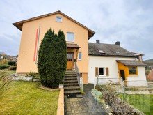 Eingangsbereich Gepflegtes Einfamilienhaus mit Garage sowie Ausbaureserve in Altenkunstadt