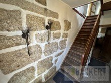 Treppenhaus EG Landleben pur!  Uriges Wohnhaus mit Scheune und viel Charakter