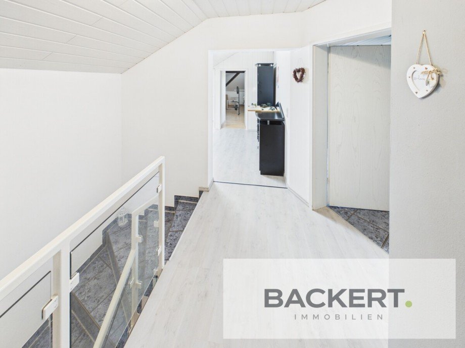 Flurbereich Dachgeschoss Wohnhausanbau Zweifamilienhaus Wiesau / Sch�nhaid