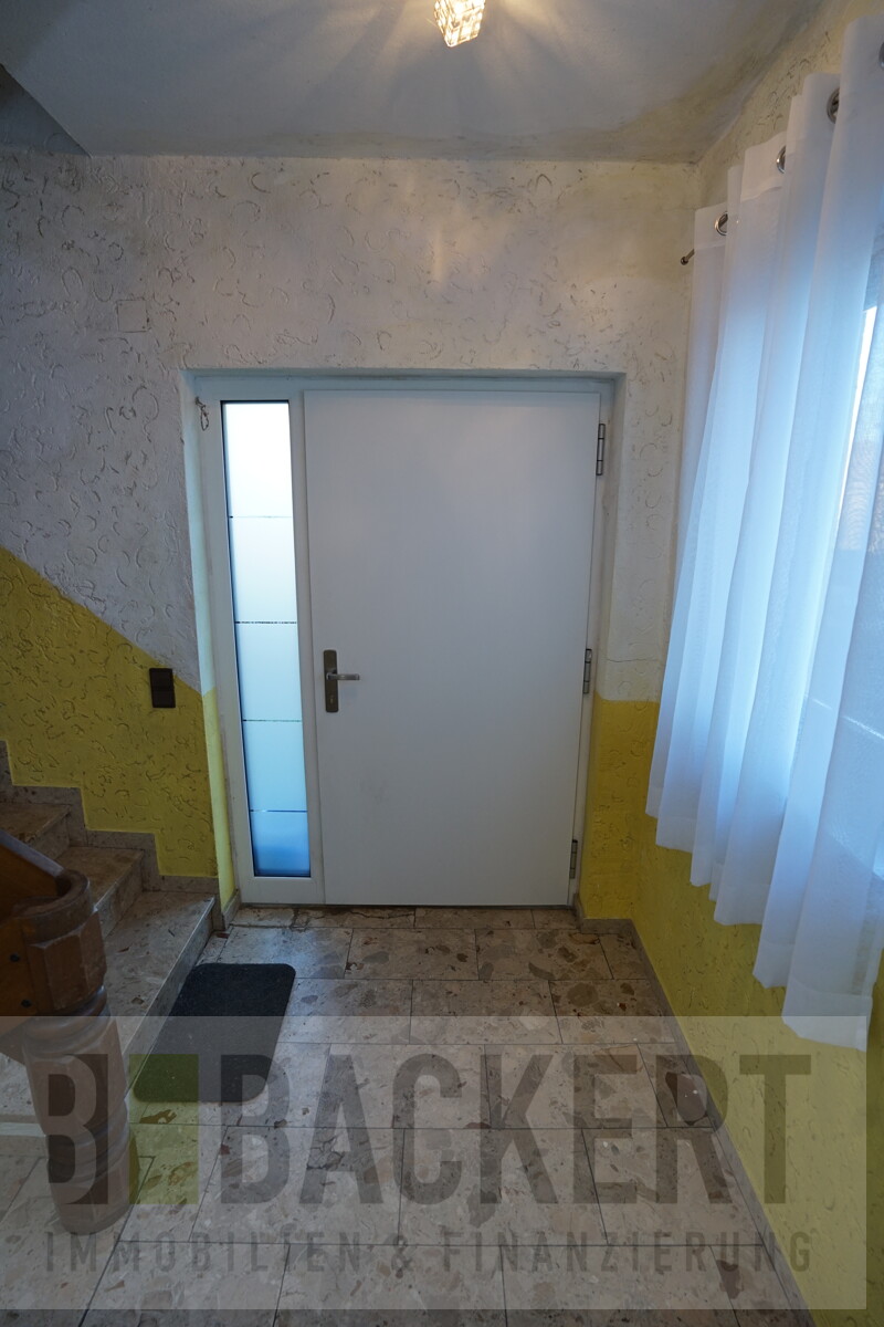 Treppenhaus Zweifamilienhaus Untersteinach