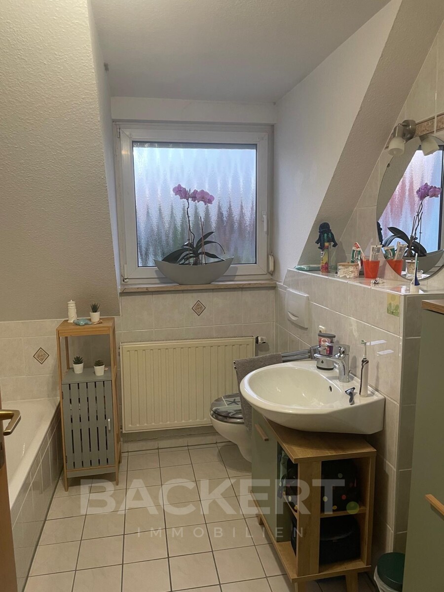 Bad Dachgeschosswohnung Mainleus / Hornschuchshausen