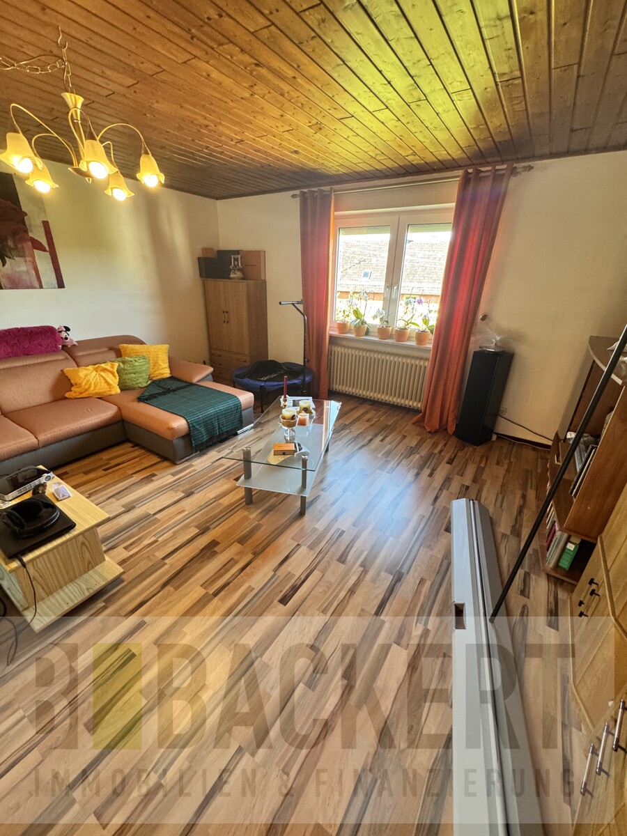 Wohnzimmer Obergeschoss Zweifamilienhaus Mainleus