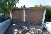 Doppelgarage Gro�es Zweifamilienhaus sowie ein Baugrundst�ck f�r ein Mehrfamilienhaus als Zugabe!