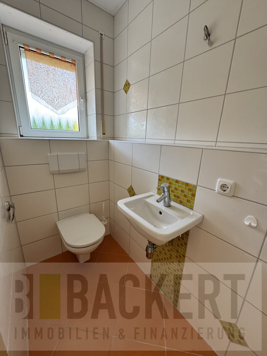 G�ste-WC Doppelhaush�lfte Altenkunstadt