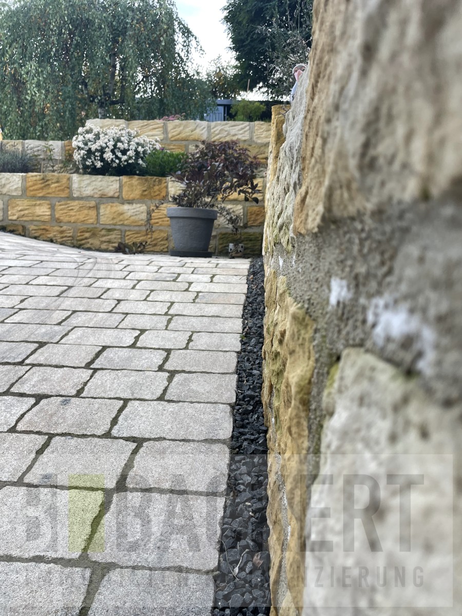 Zugang zum Garten Einfamilienhaus Michelau in Oberfranken / Schw�rbitz