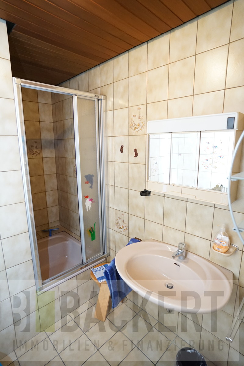Badezimmer OG Zweifamilienhaus Kronach