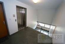 Treppenhaus Helles & renoviertes 1-Zimmer-Appartement in Schwabing-West - frei ab sofort!