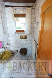 G�stetoilette EG Gro�es Wohnhaus mit Einliegerwohnung und tollem Garten in BT-Oberpreuschwitz!