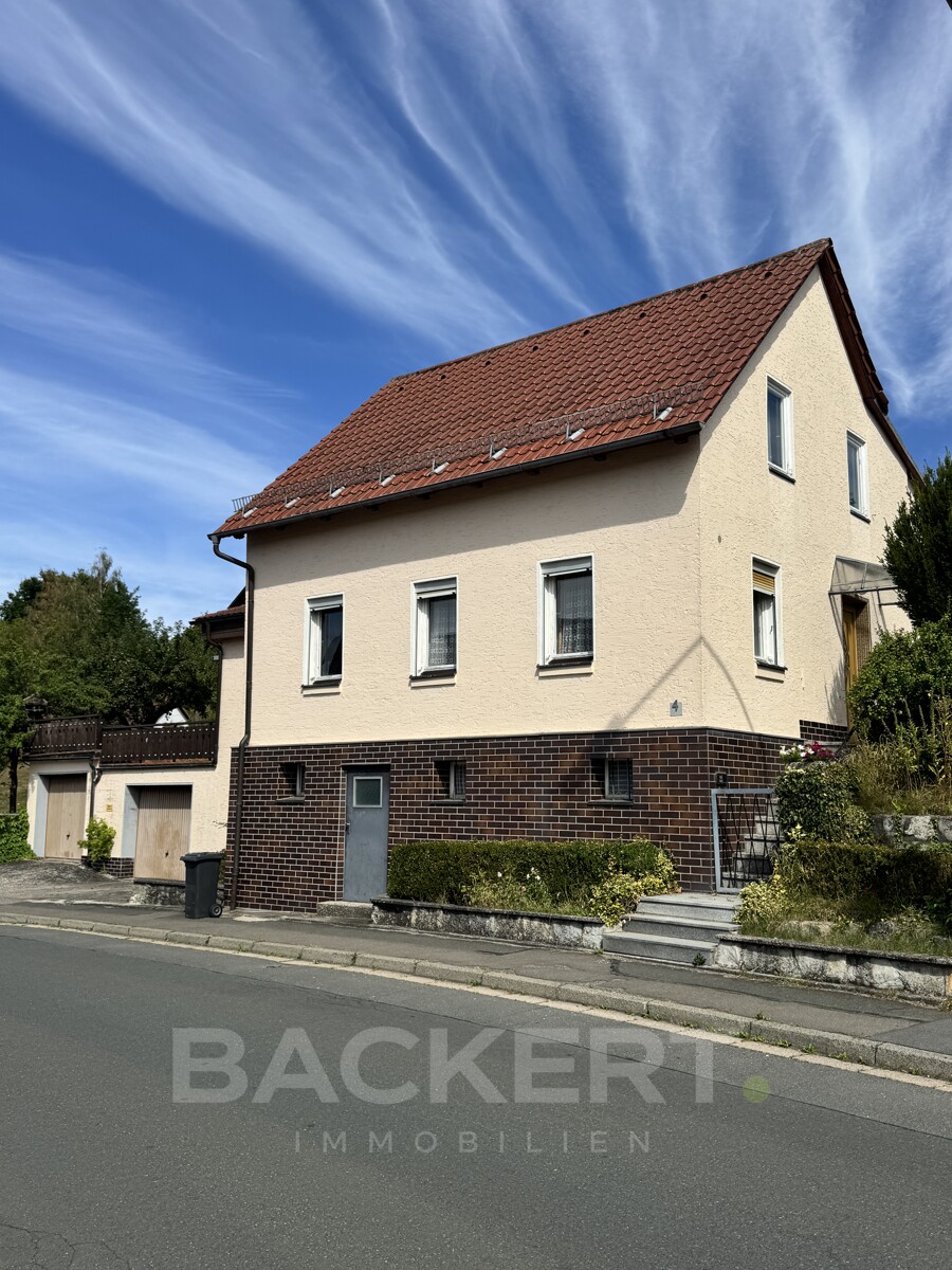 Ansicht Stra�enseite Einfamilienhaus Altenkunstadt / Woffendorf
