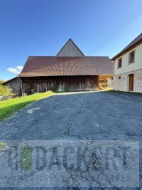 Bild (6aeba83486bb871e36cf55e13f325954): Einzigartiges landwirtschaftliches Anwesen - Wohnhaus, Scheunen und noch viel mehr!