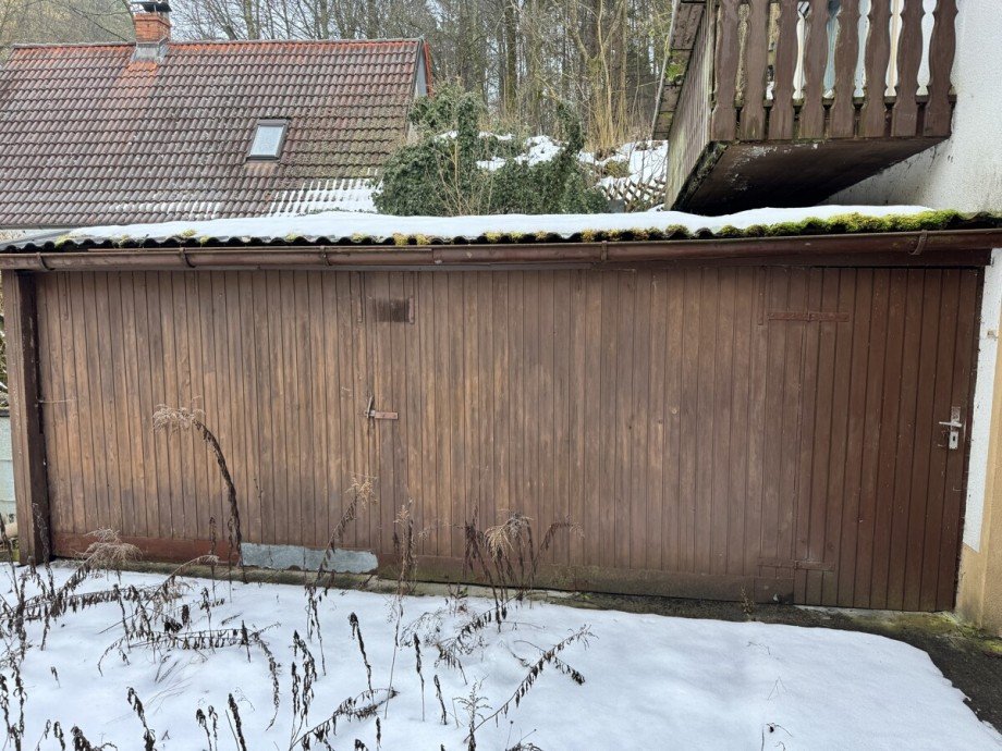 Holzschuppen Doppelhaush�lfte Aufse�
