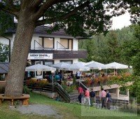 Bild (6fe337f068c238558affdf83def1e5e4): Etabliertes Gasthaus mit Fremdenzimmern, Nebengeb�ude und viel Grund sucht Wirtsleute!