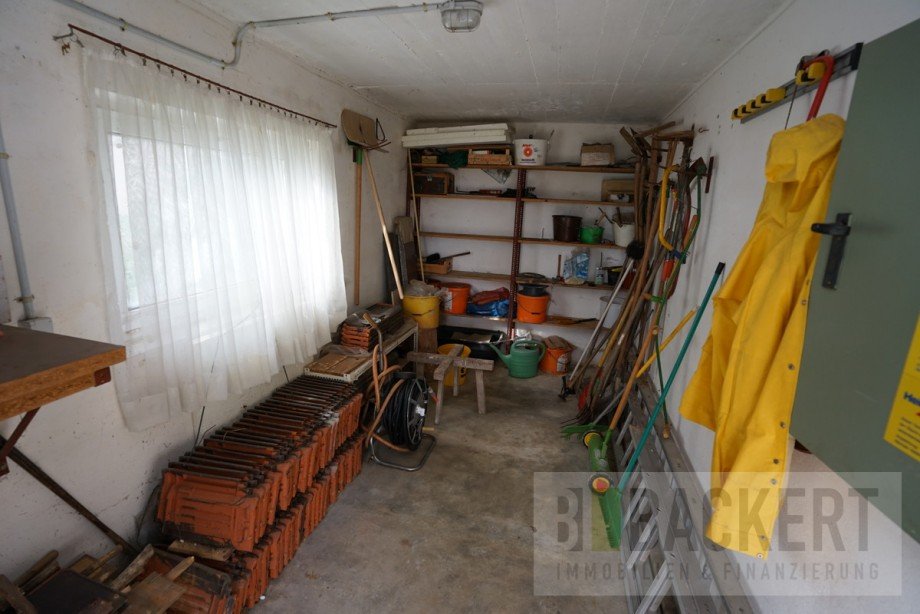 Lagerraum unter Garage Einfamilienhaus Mainleus