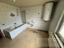 Badezimmer DG Sanierungs-Schn�ppchen in Altenkunstadt - Maineck: Liebe auf den zweiten Blick!