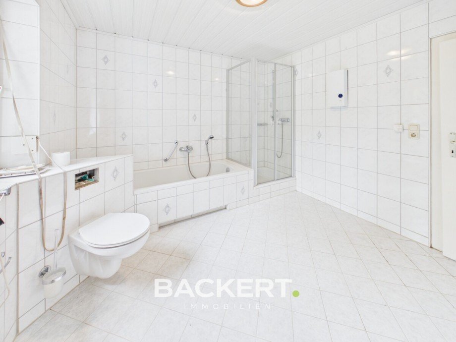 Badezimmer Erdgeschoss Einfamilienhaus Weismain / Arnstein