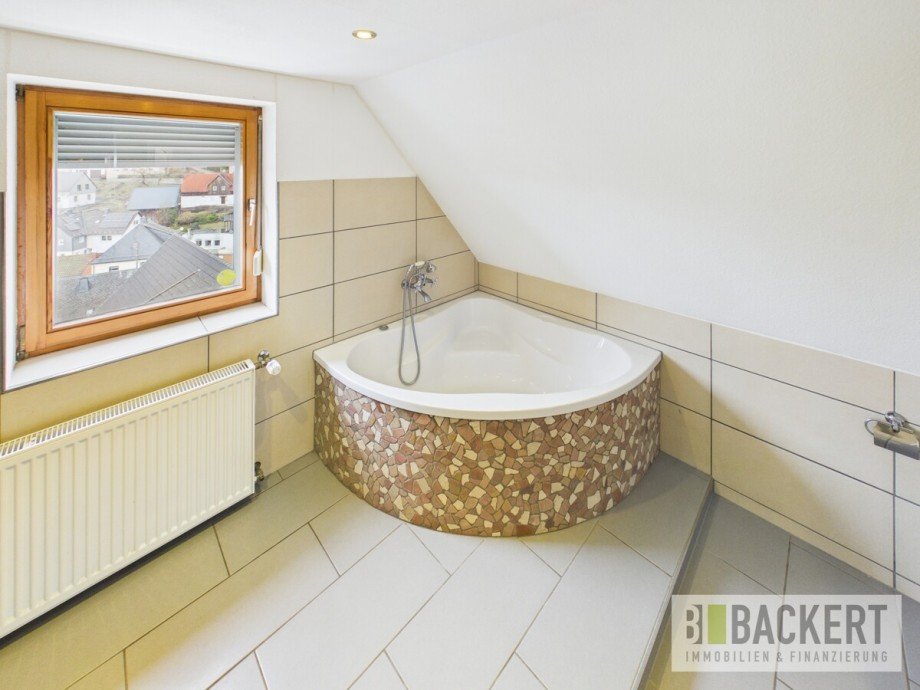 Badezimmer DG Einfamilienhaus Steinwiesen / Nurn