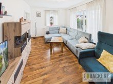 Wohnbereich Neuwertiger Winkelbungalow in begehrter Wohnlage - energieeffizient & gepflegt