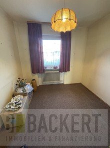 B�ro/Kinderzimmer EG Ger�umiges Zweifamilienhaus im Herzen von Weismain.