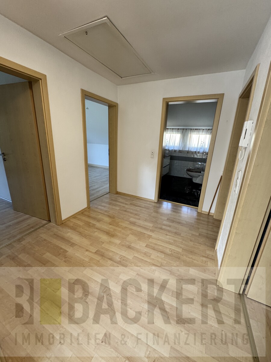 Flurbereich DG Zweifamilienhaus Weismain