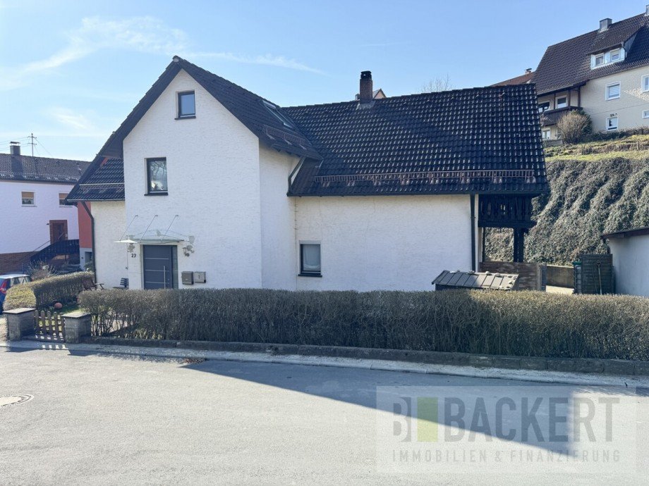 Ansicht Zweifamilienhaus Untersteinach