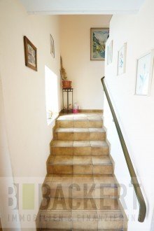 Treppenhaus Renditeobjekt mit vielf�ltigen Nutzungsm�glichkeiten!
