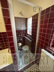 Badezimmer OG Ein St�ck fr�nkische Geschichte! Historisches Gasthaus inmitten des Luftkurortes Waischenfeld.