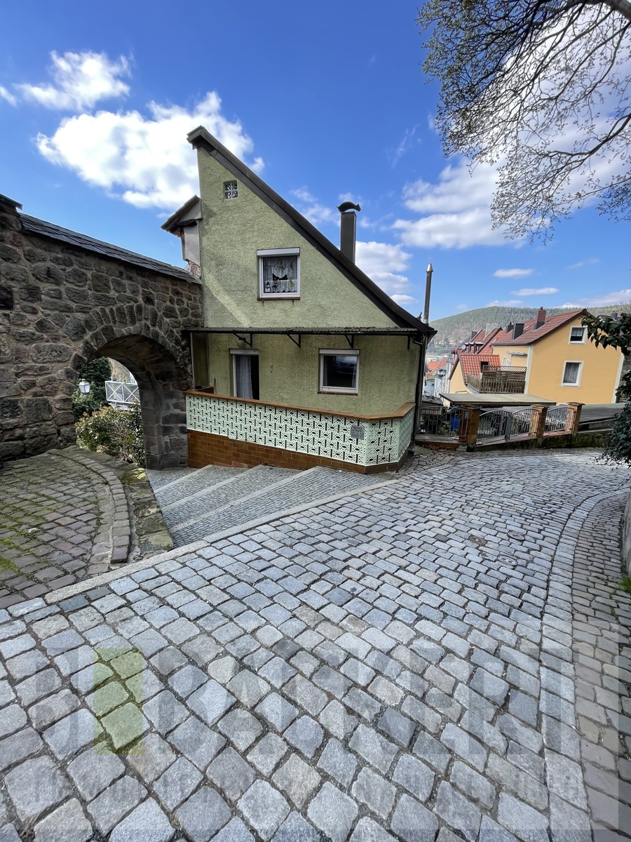 Ansicht aus S�dosten mit angrenzender Stadtmauer Einfamilienhaus Kulmbach