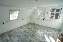 B�ro DG Landleben pur!  Uriges Wohnhaus mit Scheune und viel Charakter