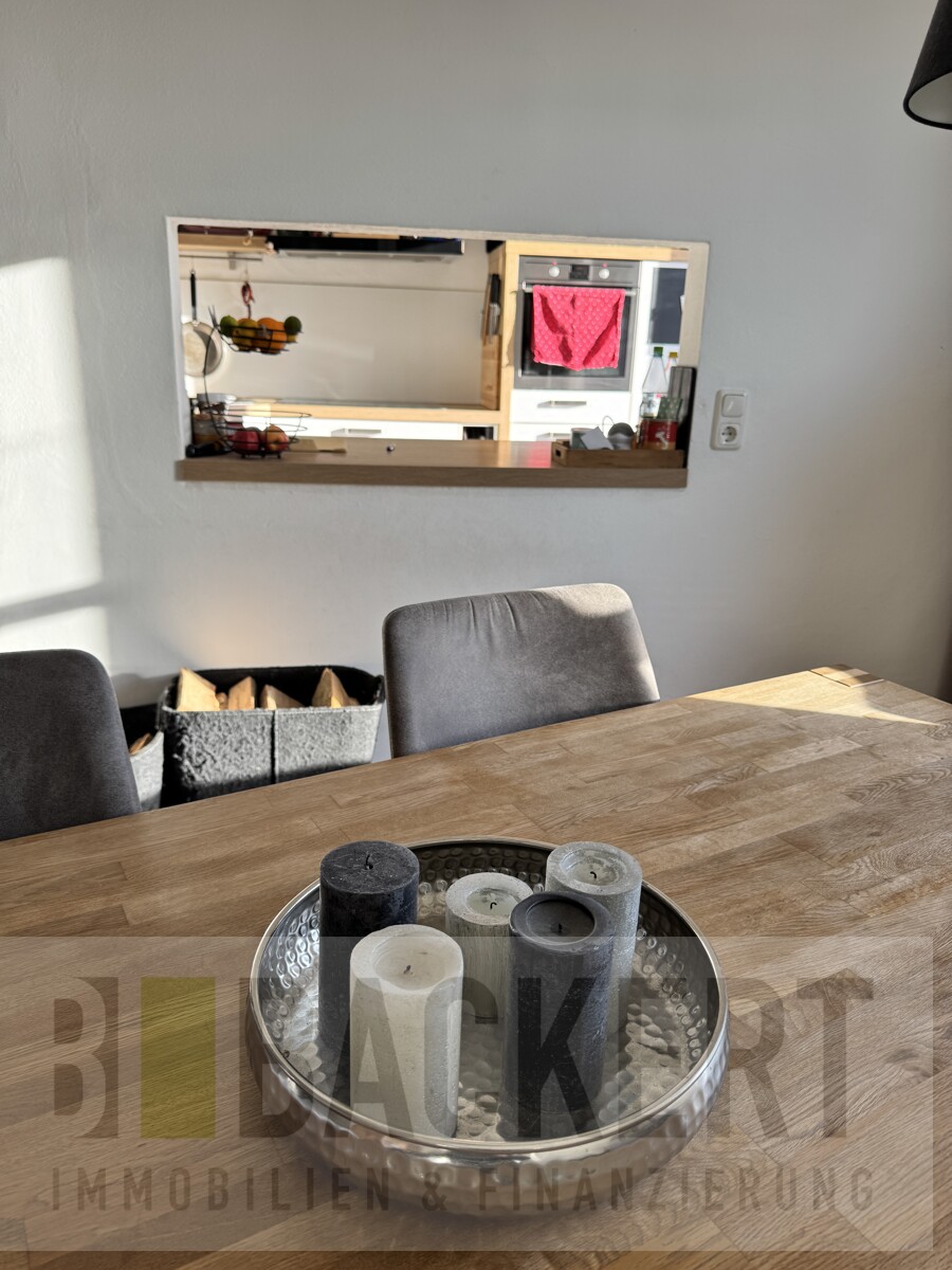 Esszimmer mit Durchreiche Doppelhaush�lfte Kulmbach
