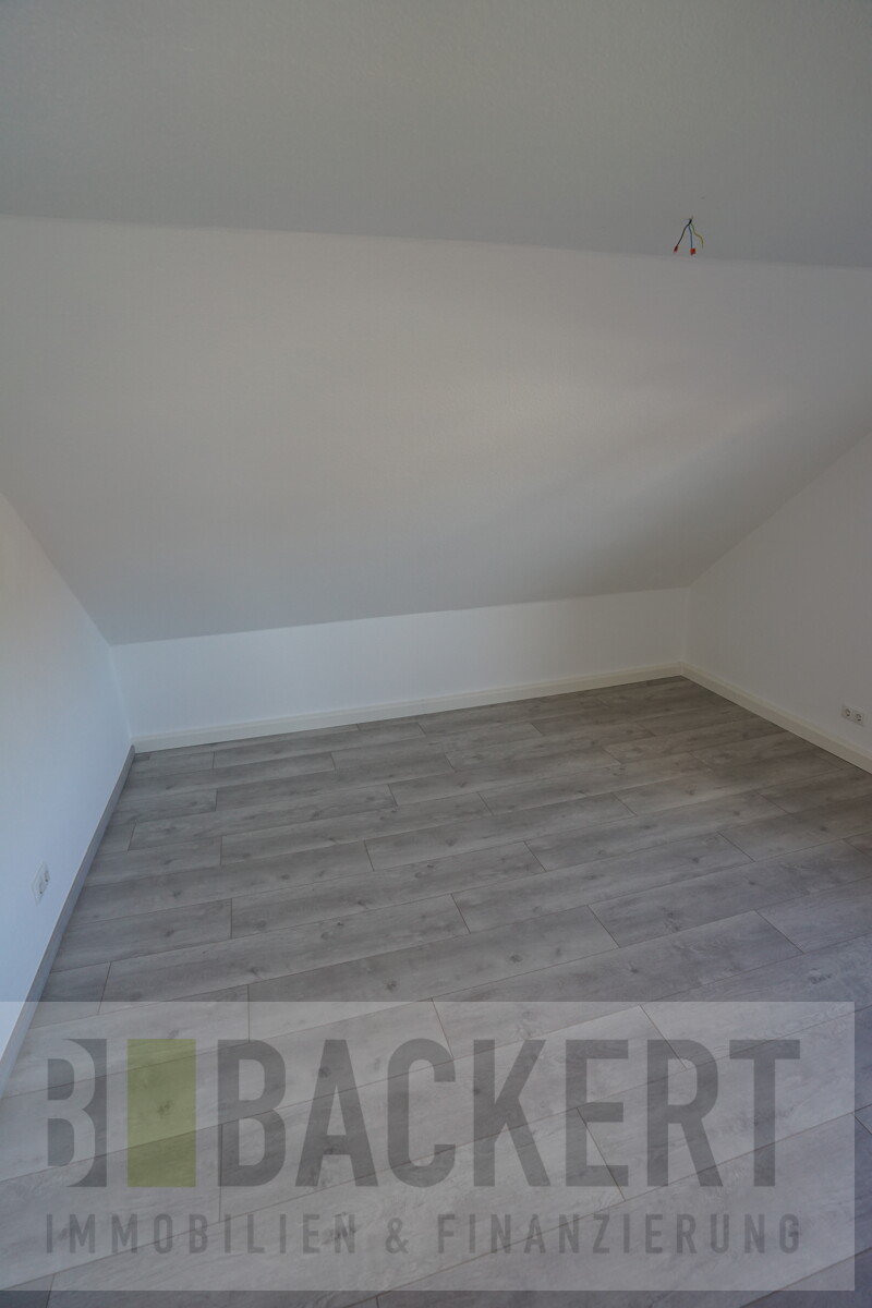 Schlaf-/Kinderzimmer Dachgeschosswohnung Altenkunstadt