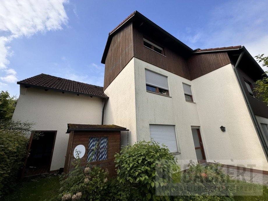 R�ckansicht Wohnhaus Einfamilienhaus Bayreuth