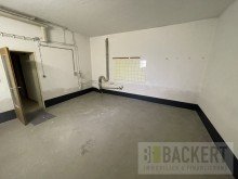 Lagerraum unterhalb der Garage Gro�es Einfamilienhaus in Toplage von Burghaig.
